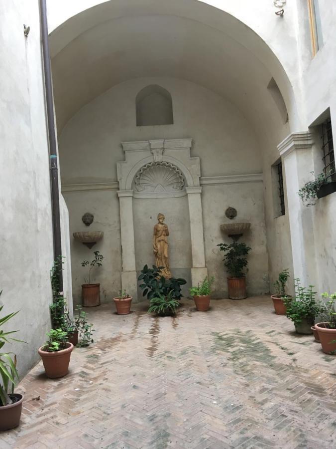Appartamento Domus Next Campo De'fiori With Thermal Shower
